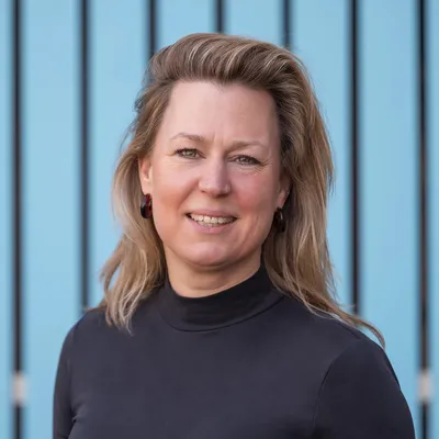    BLVRD FLORIEN KarinJonkers def square LR