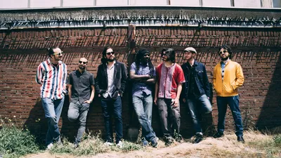 Banda Matatu - Naam Fotograaf x