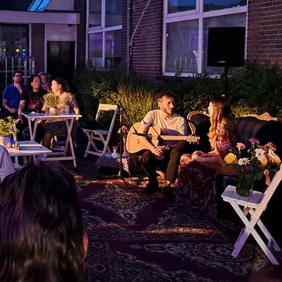 Future Feels: Unplugged